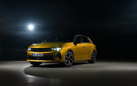 Astra IntelliLux LED Pixel Light