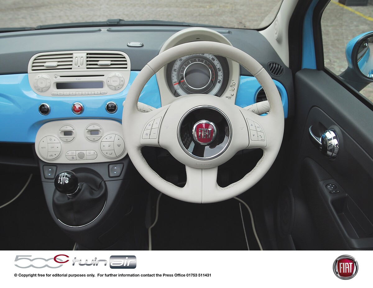 NEW Fiat 500CbyGucci ARRIVES IN LONDON AS PART OF EUROPEAN TOUR, Fiat