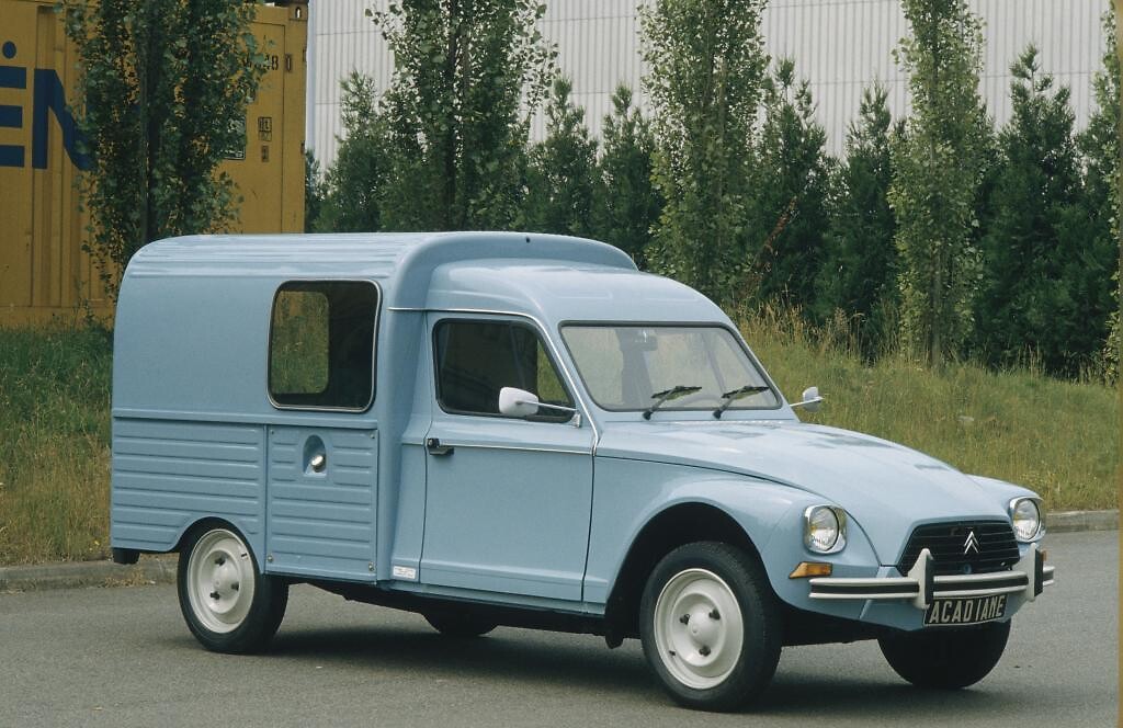 NUOVO CITROËN BERLINGO: UNA STORIA DI SUCCESSO DI UN MODELLO GIUNTO ALLA  TERZA GENERAZIONE, Citroën