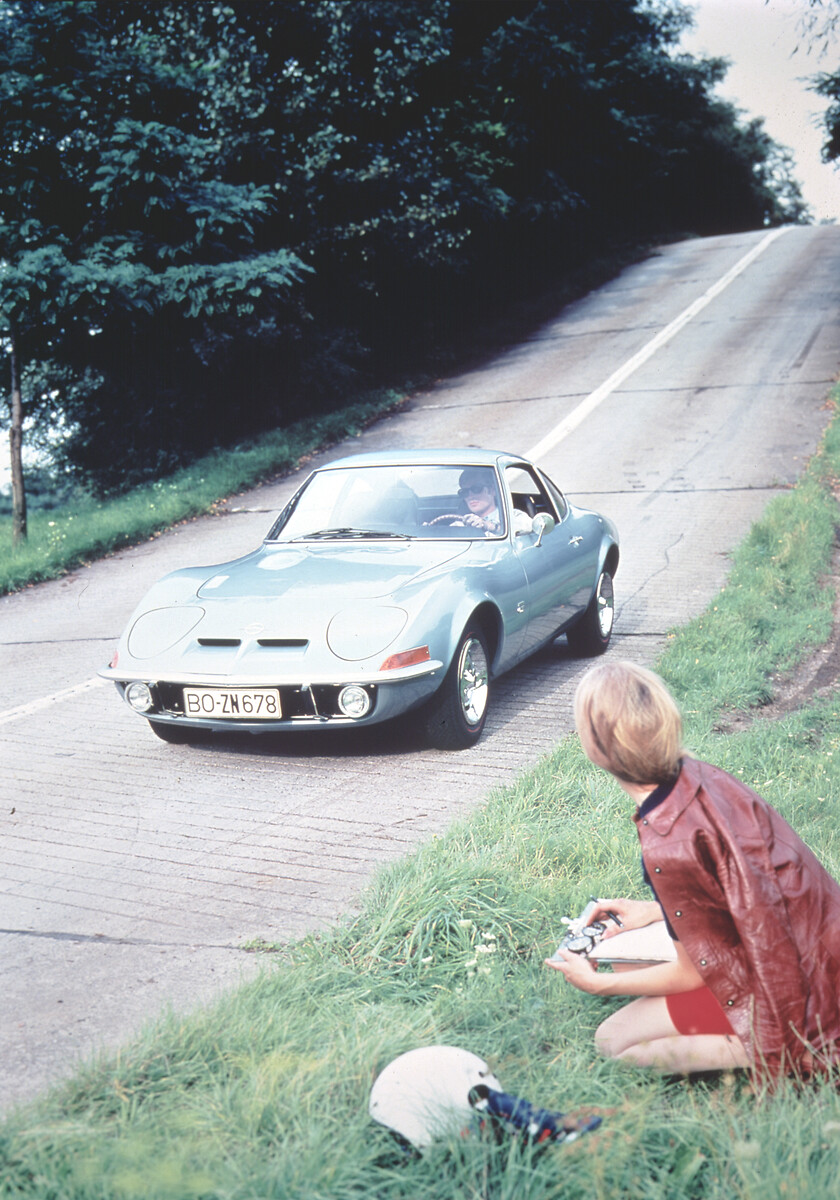 Opel GT : coupé allemand, succès américain, carrosserie française