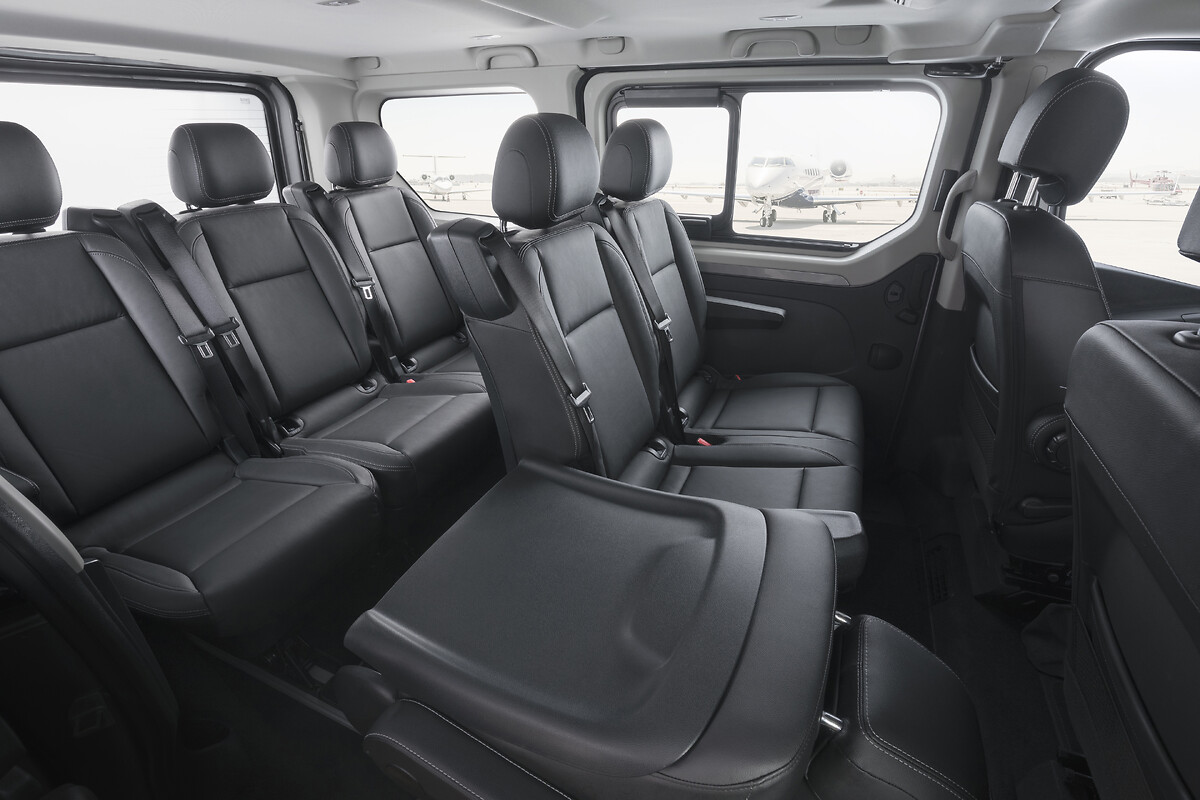 Nouvel Opel Vivaro Combi : voyager en classe Affaires