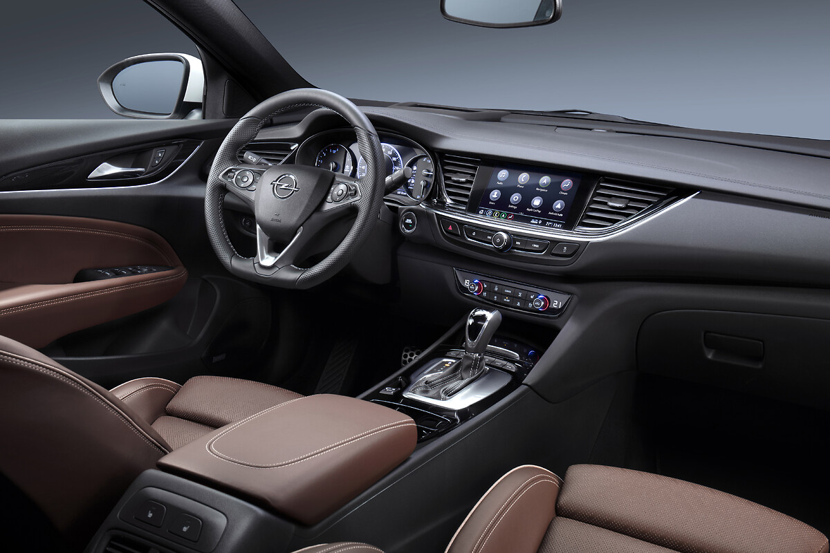Opel Insignia Debut for Next-Generation Infotainment Systems, Opel