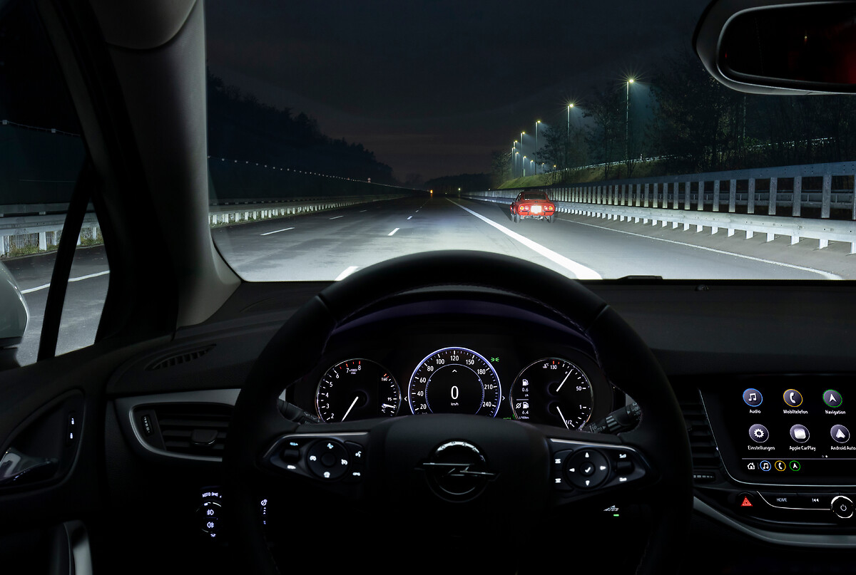 Top Vision at All Times: Opel Astra with IntelliLux LED® Matrix