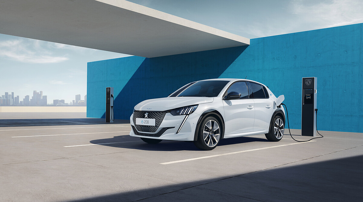 Nieuwe, 100% elektrische PEUGEOT e-208 met aandrijflijn van de e-308 3
