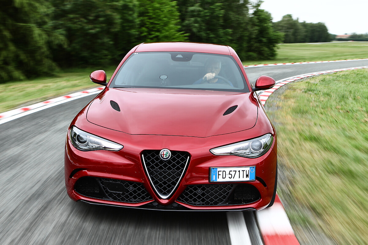 Giulia GTAM eletta in Auto Bild Sportscar