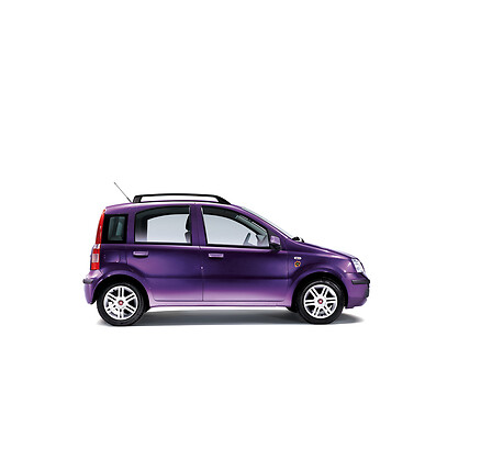 Orgogliosi delle auto italiane - Fiat Panda 169 «Fiat Panda, auto ufficiale  per fare quello che ti pare.» Produzione: 2003-2012 Assemblaggio: Thychy  (Polonia) Crash Test: 3 Stelle Premi: Auto del'anno 2004 Sostituisce