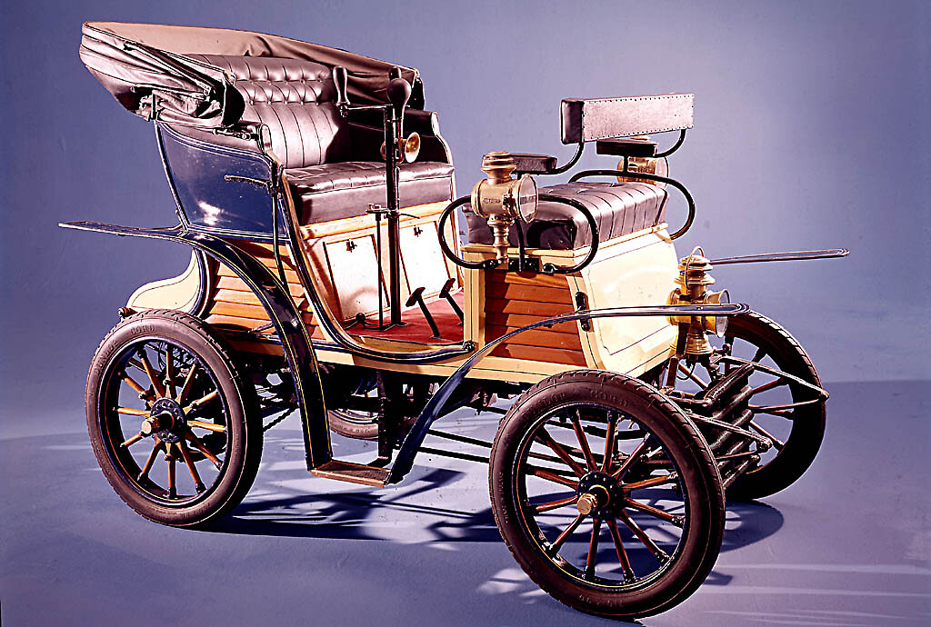 UK'S OLDEST FIAT TO DRIVE IN LONDON TO BRIGHTON VETERAN CAR RUN