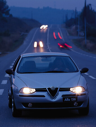 Vinile avvolto alfa romeo immagini e fotografie stock ad alta risoluzione -  Alamy