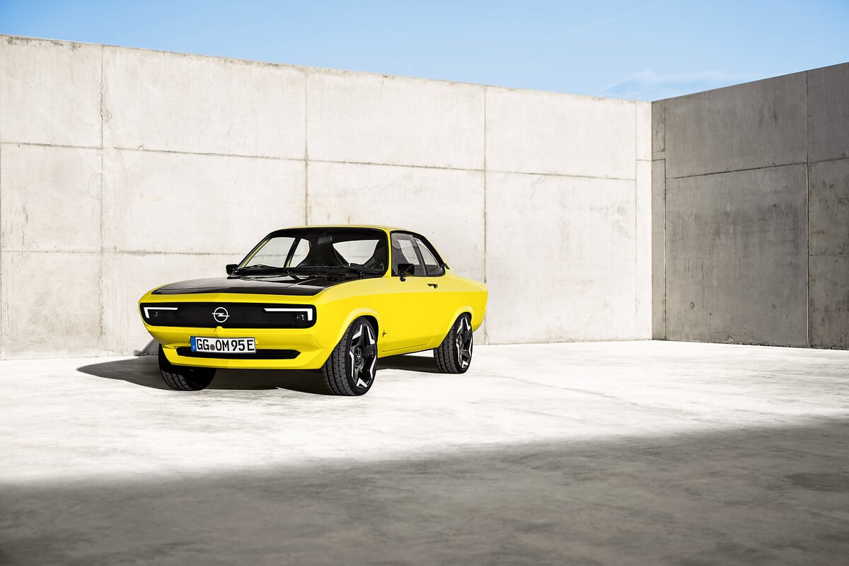 Première ElektroMOD signée Opel : le retour de la Manta | Opel | Stellantis