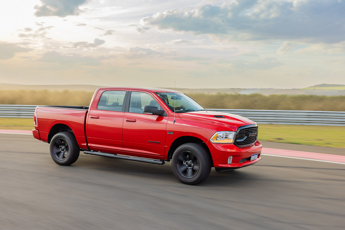 DODGE RAM REBAIXADA como desenhar (Aula passo a passo com dicas para  iniciantes) 