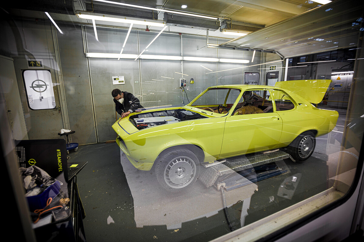 Opel Manta GSe ElektroMOD: The Dream, the Team, the Technology, Opel