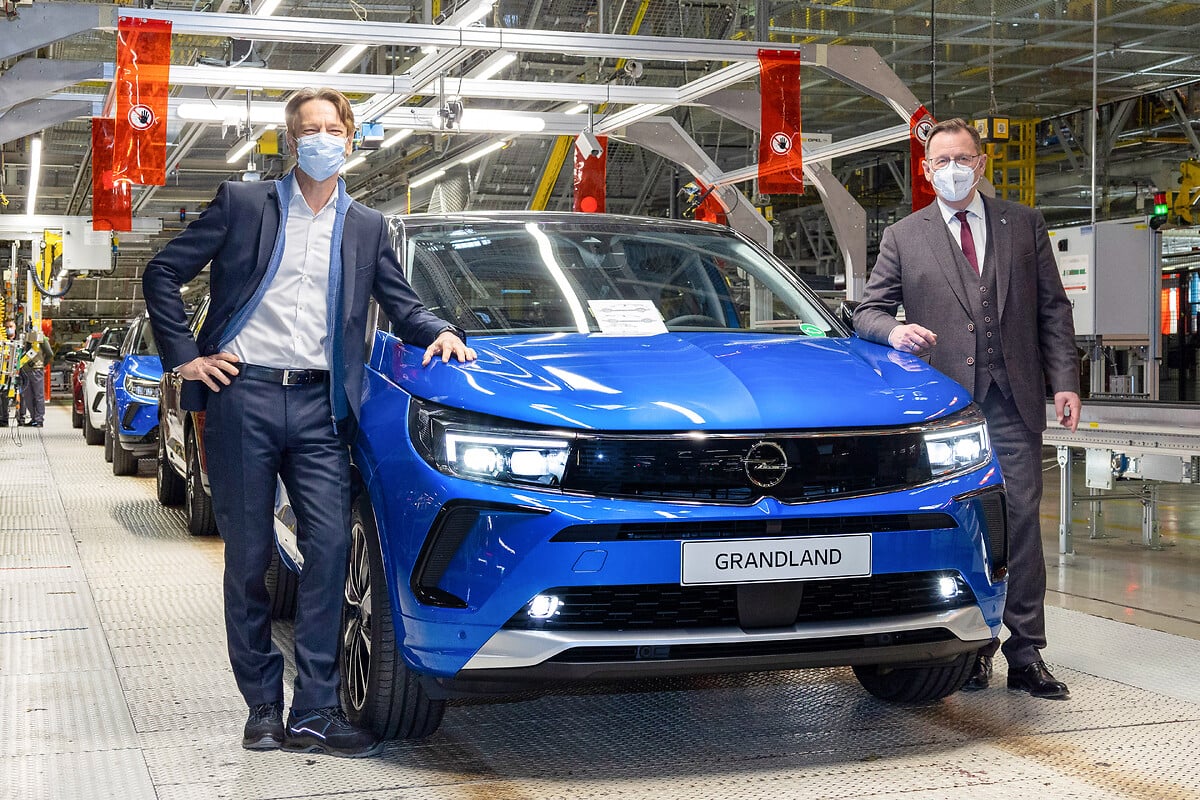 Mit Original-Zubehörteilen: Neuer Opel Grandland nach Maß