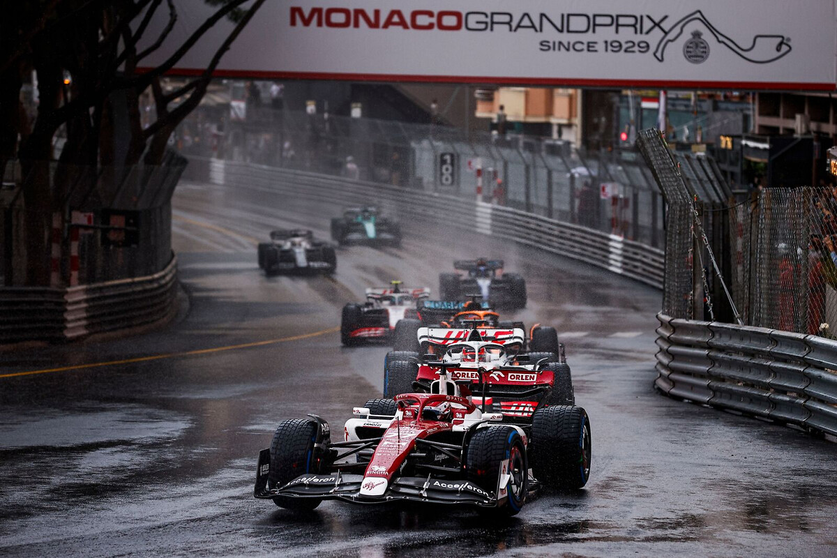 Alfa Romeo F1 Team ORLEN termina qualificação para o Grande Prémio