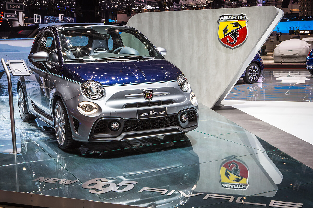 New Fiat Grande Punto Abarth to buzz into Geneva