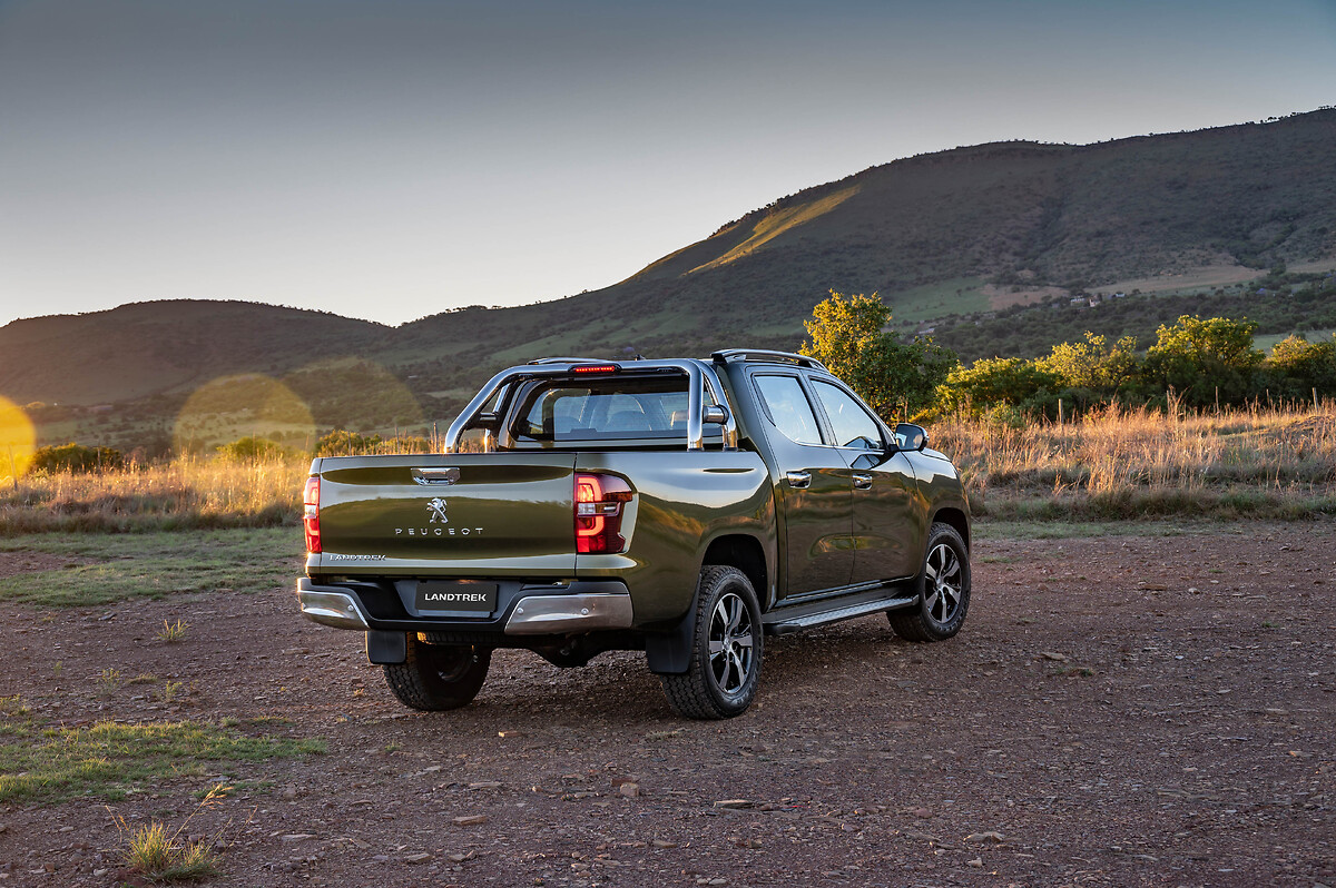 NUOVO PEUGEOT LANDTREK
