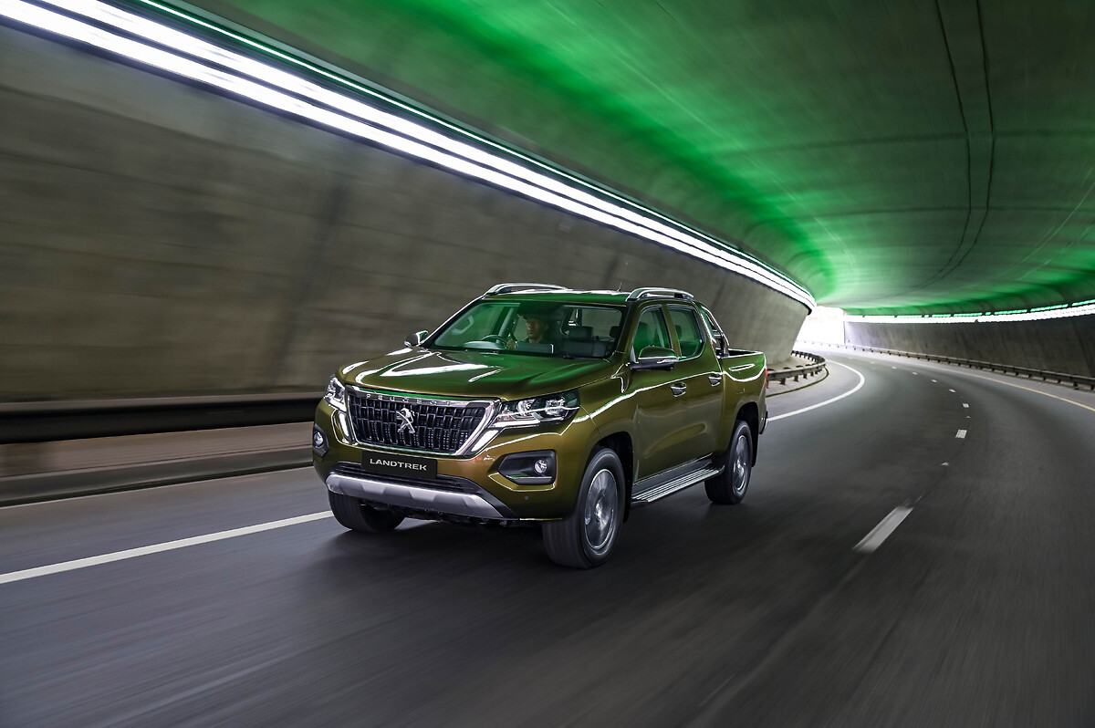 NUOVO PEUGEOT LANDTREK