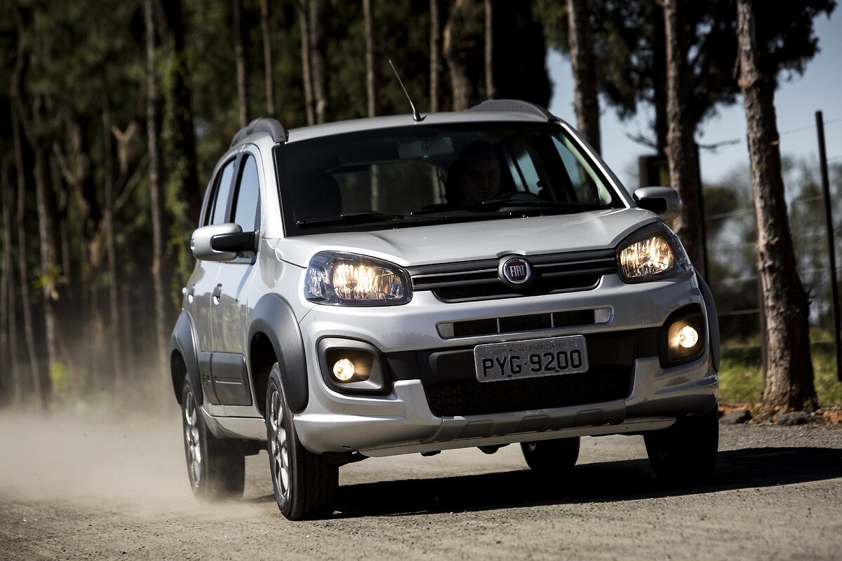 Versão Way dá status inédito ao Fiat Uno :: .