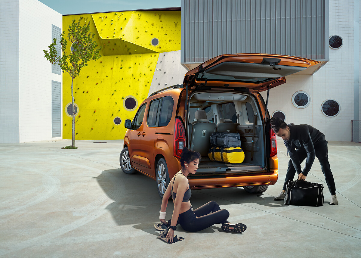 For Family, Travel and VIP Services: The New Opel Combo Electric