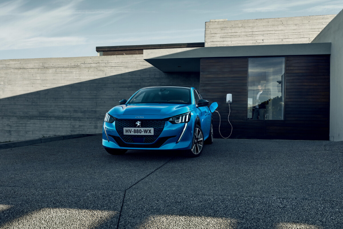 PEUGEOT Electric Leader