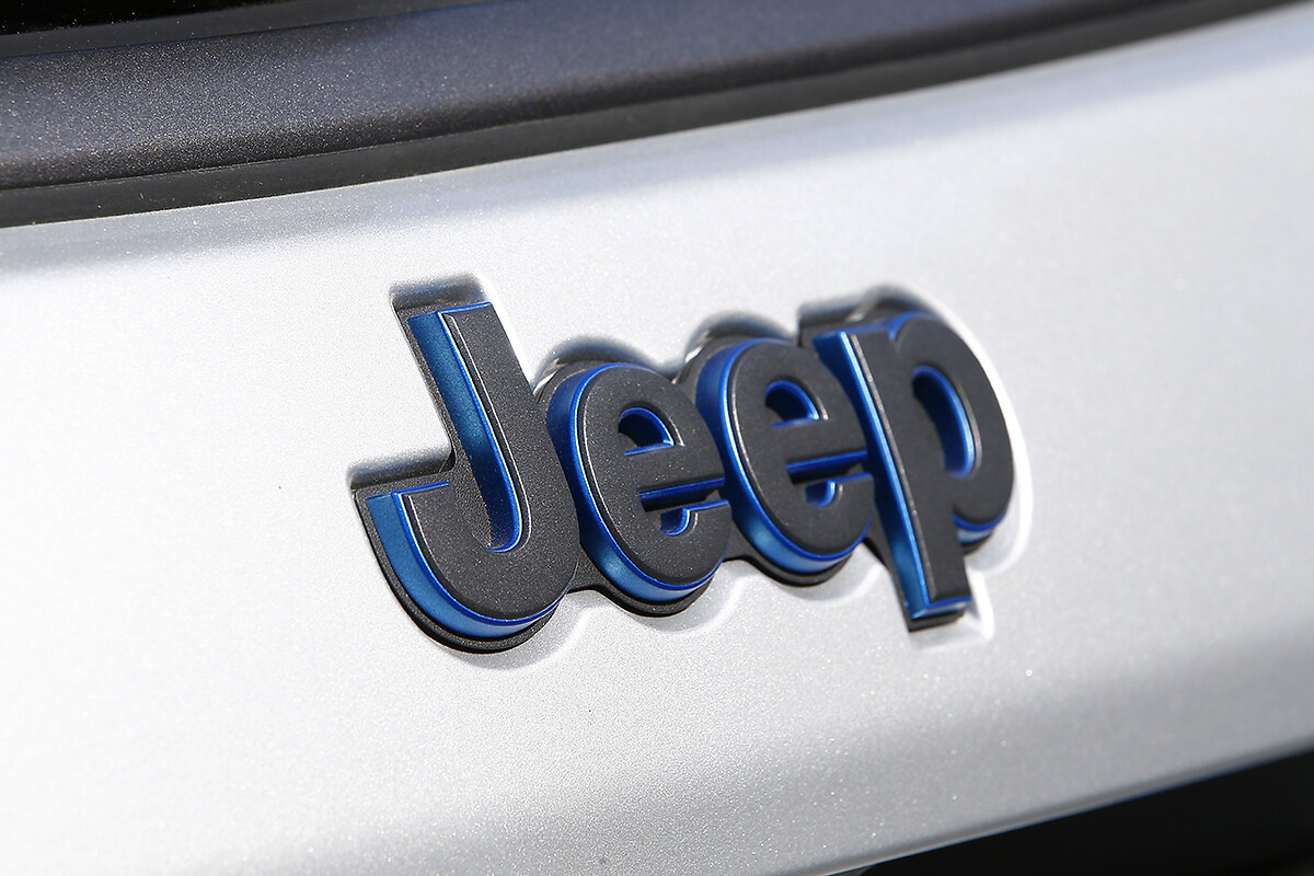 New Jeep® Compass, born to surprise, Jeep