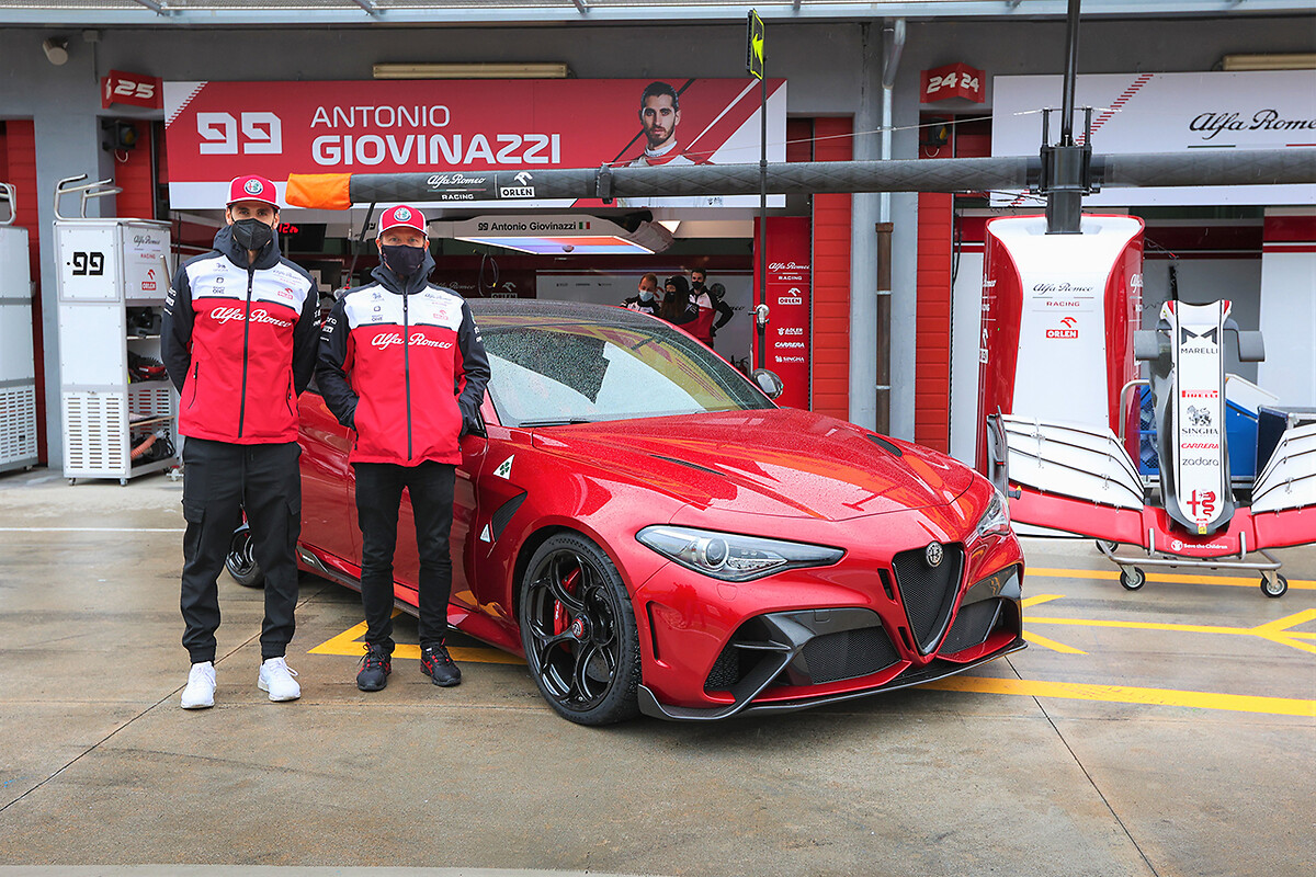 Giulia GTAM eletta in Auto Bild Sportscar