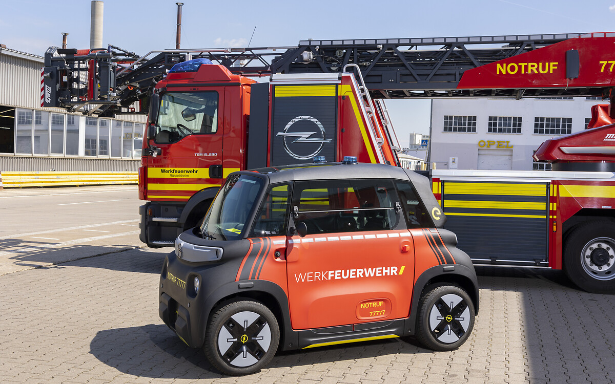 Red, Agile, Electric: Rocks-e on Duty with Opel Plant Fire Brigade