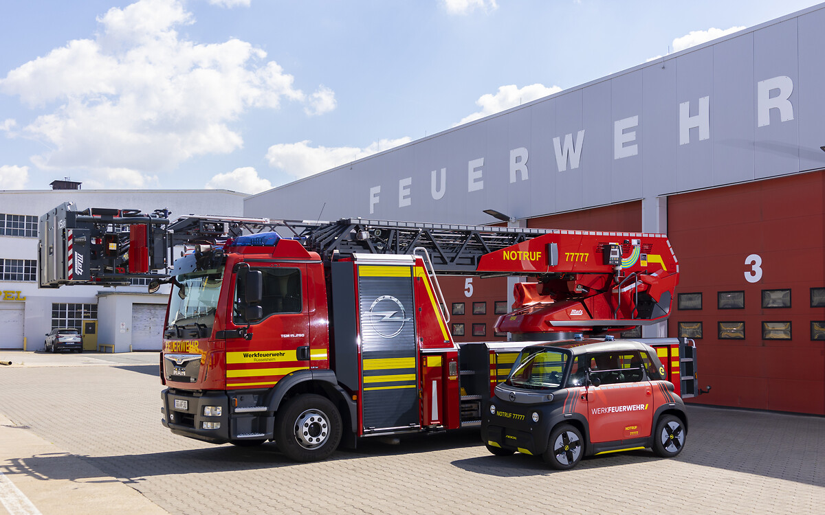 Red, Agile, Electric: Rocks-e on Duty with Opel Plant Fire Brigade