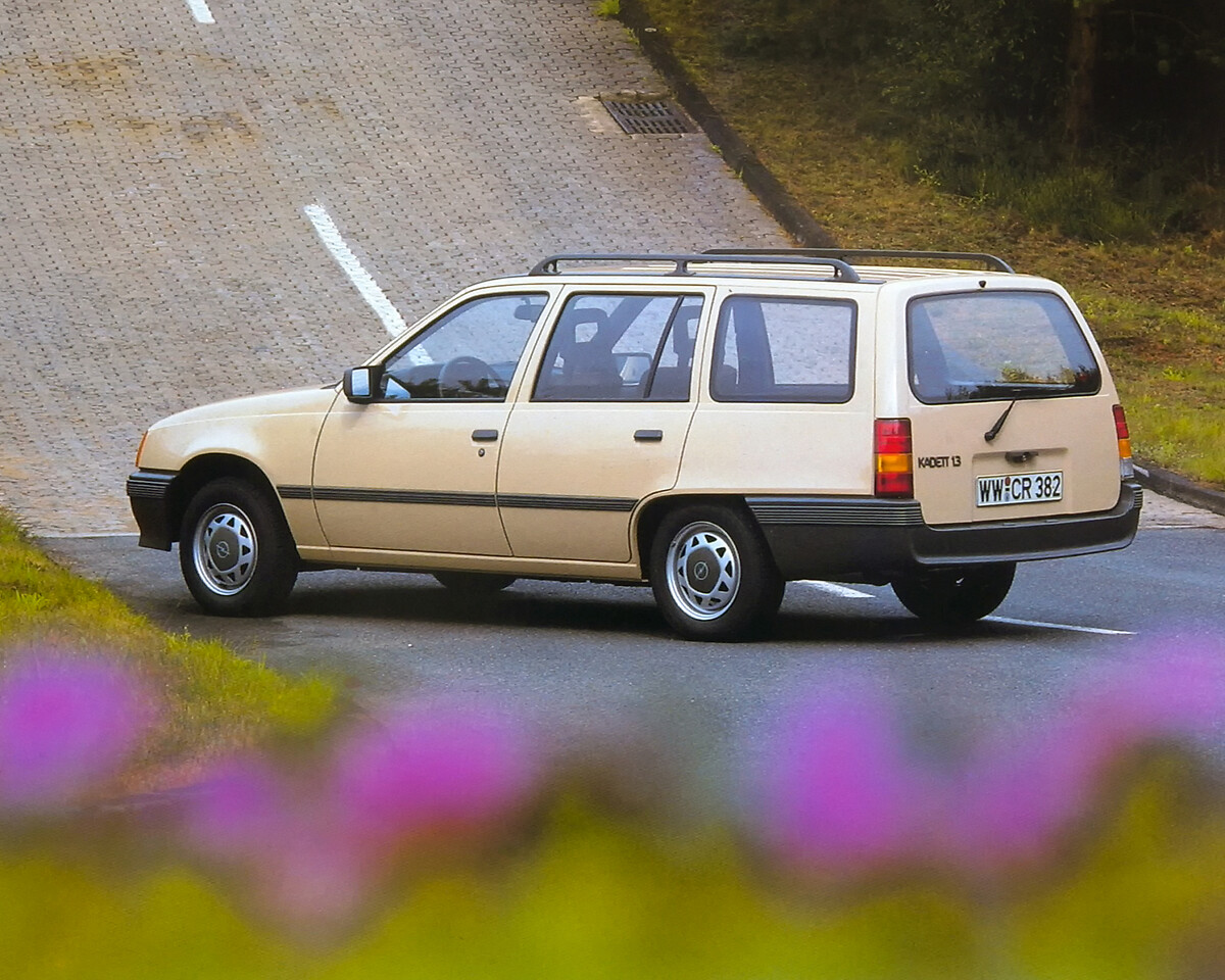 Opel Astra Sport Tourer - Das Raumwunder der Kompaktklasse