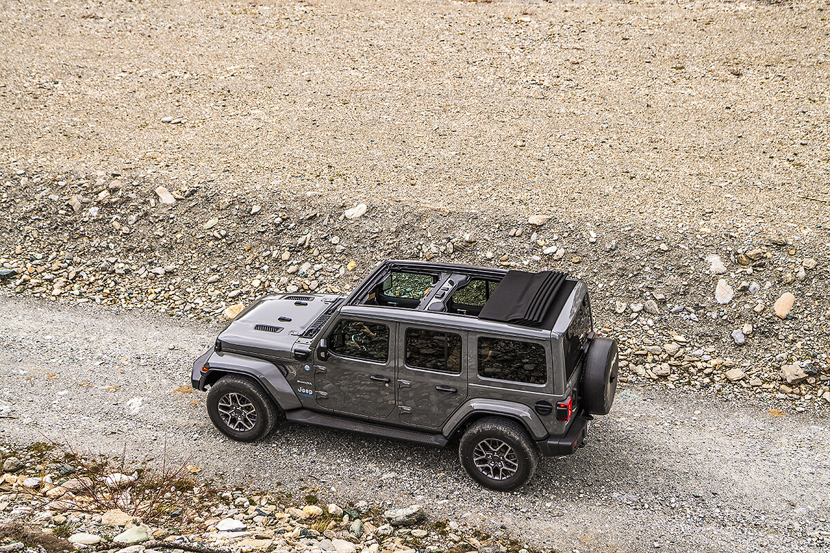 New Jeep® Wrangler 4xe: the best of 4x4 goes electric to go anywhere | Jeep  | Stellantis