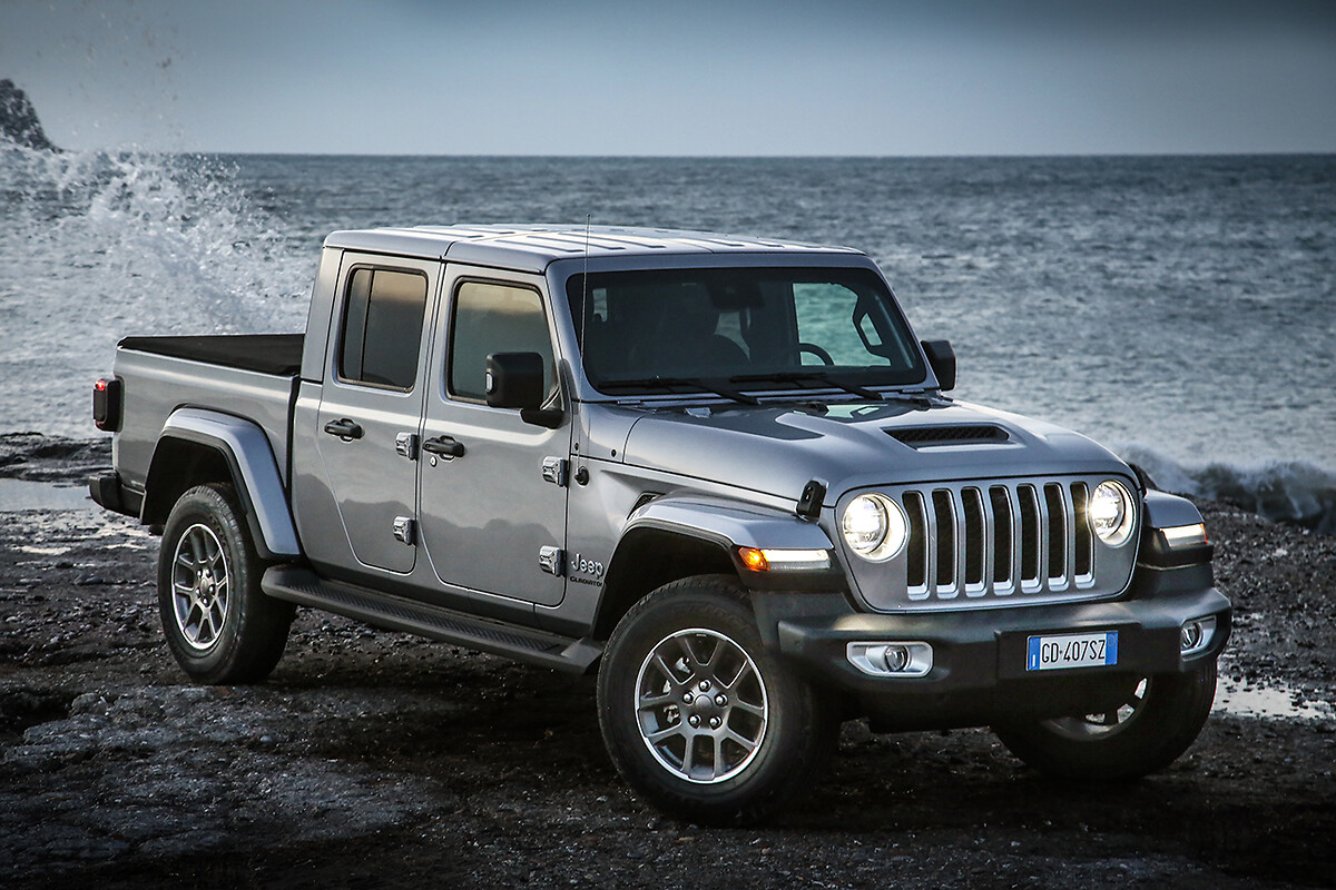 Jeep Gladiator: Mopar svela oltre 200 accessori per il nuovo pick-up 