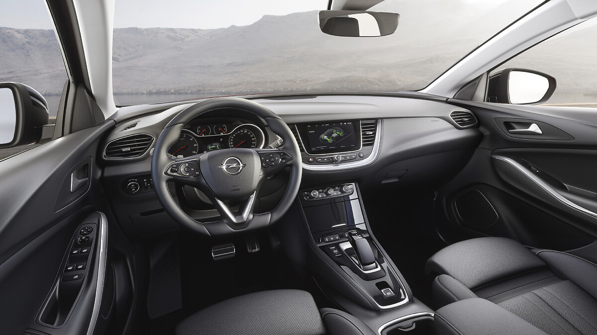 Schon ab CHF 399.-- monatlich: Der neue Opel Grandland X Plug-In-Hybrid mit  Allradantrieb, Opel