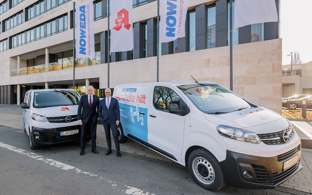 Opel übergibt Vivaro-e und Vivaro-e HYDROGEN an NOWEDA