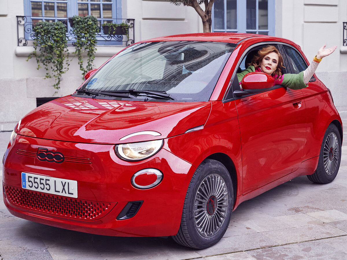 agatha-fiatDSC05178.jpg