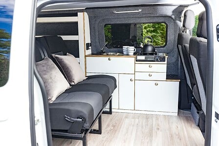 Opel vivaro store camper van