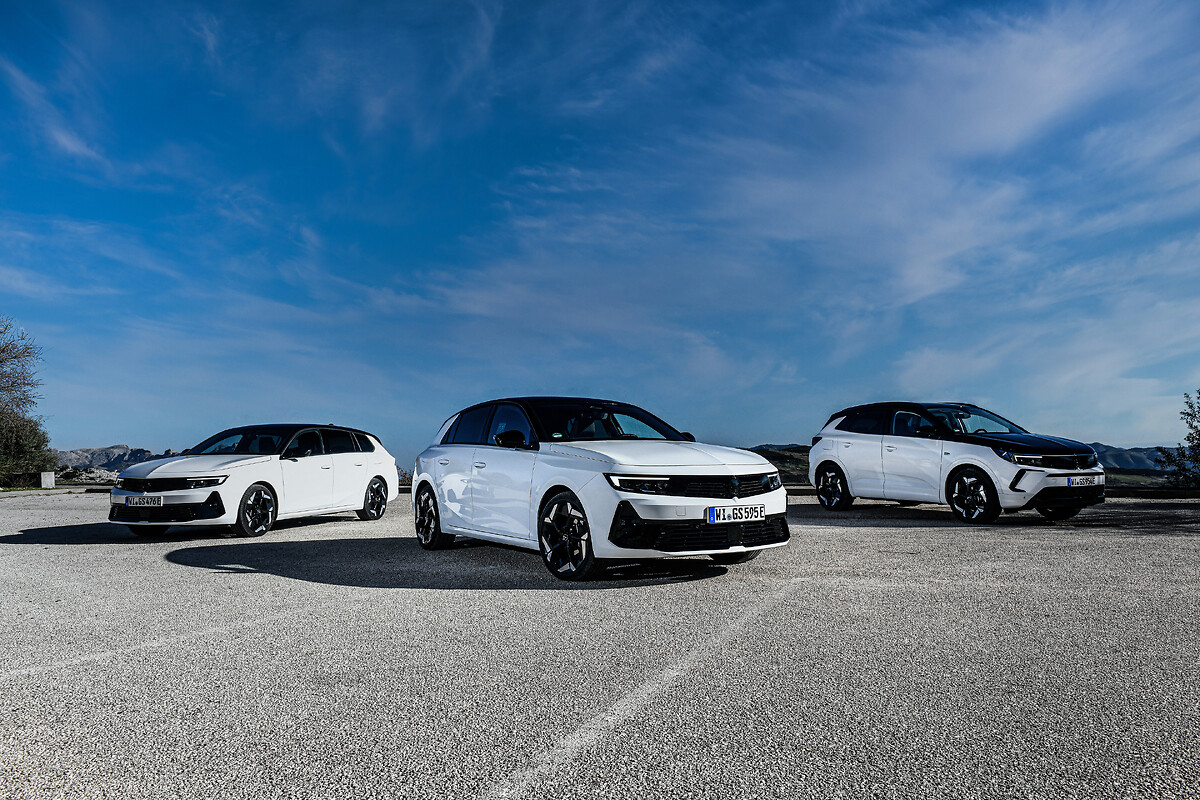 01_Opel_521115