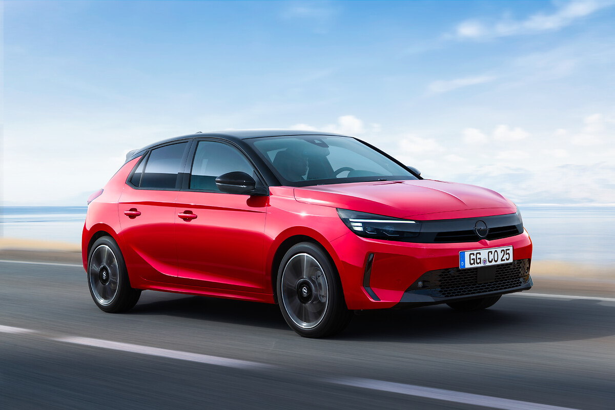 Opel Corsa Benzinli Sürerken