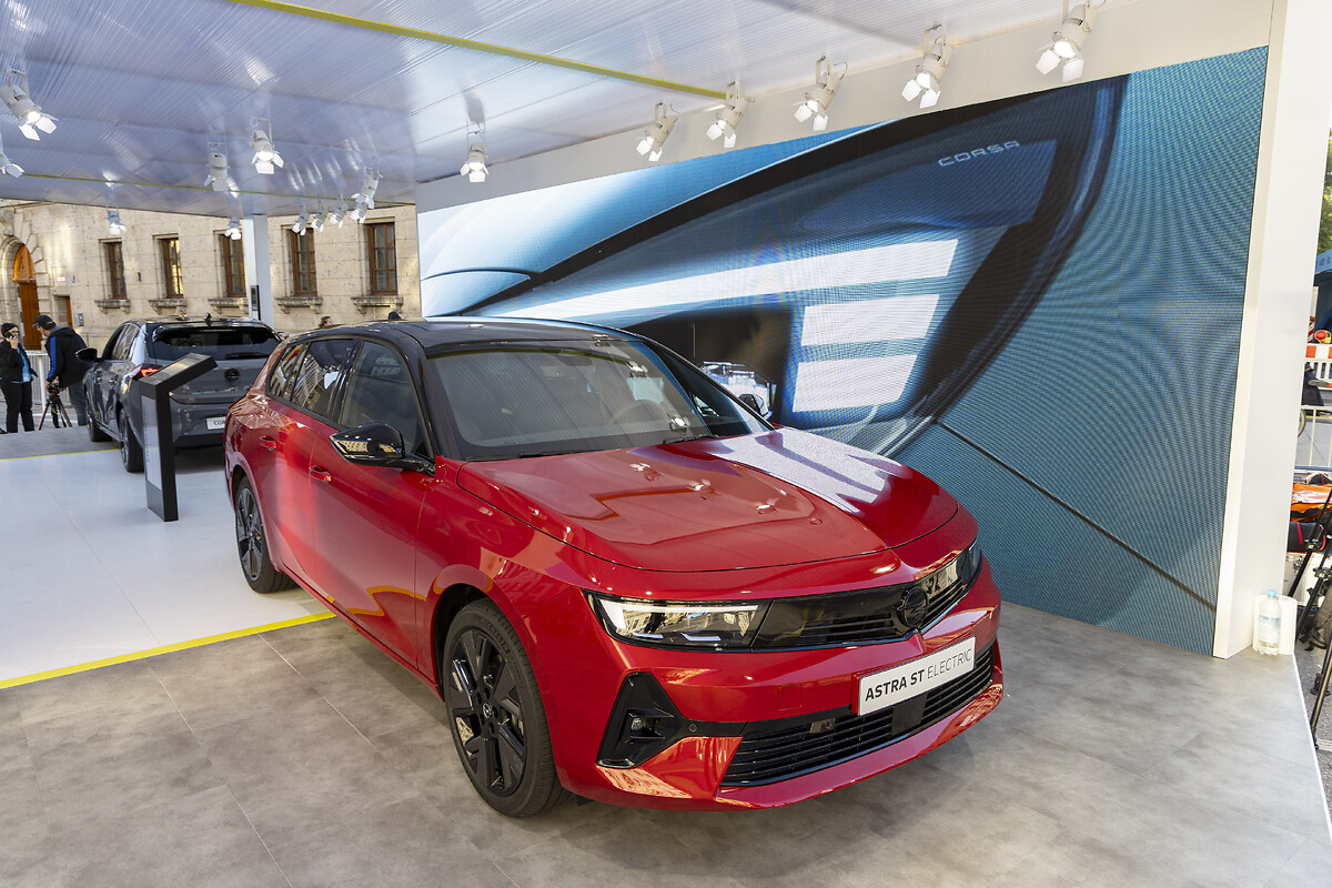 06_Opel_522893