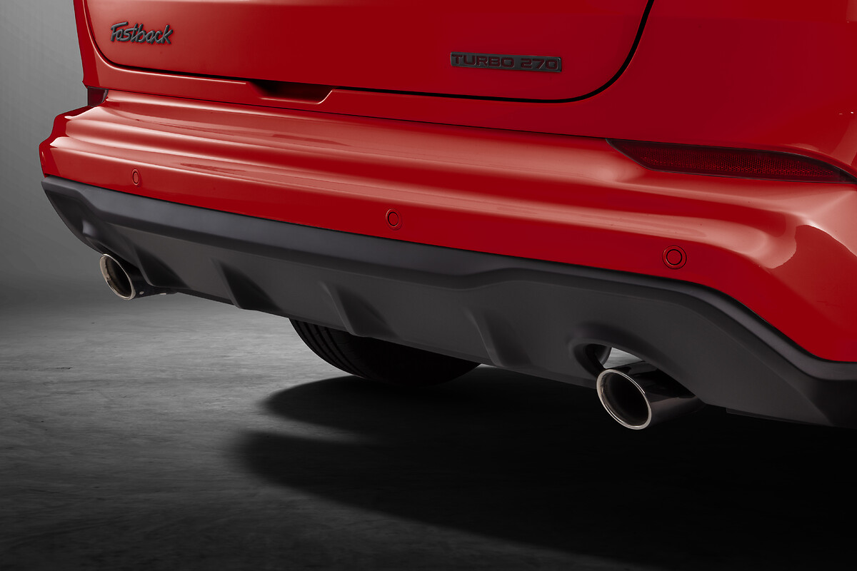 4. Fastback Abarth MY24 (Vermelho Montecarlo) (12)