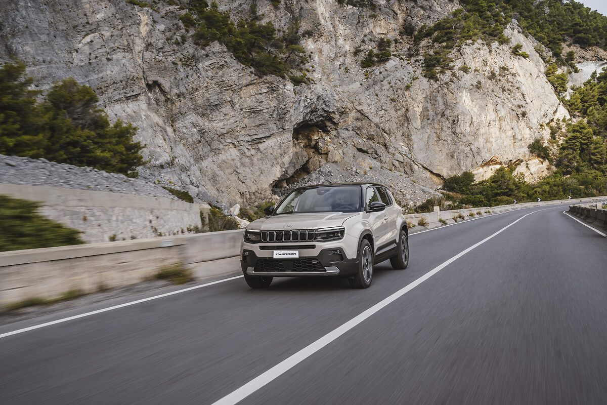 Jeep, l'anno d'oro di Avenger. E ora è anche ibrida