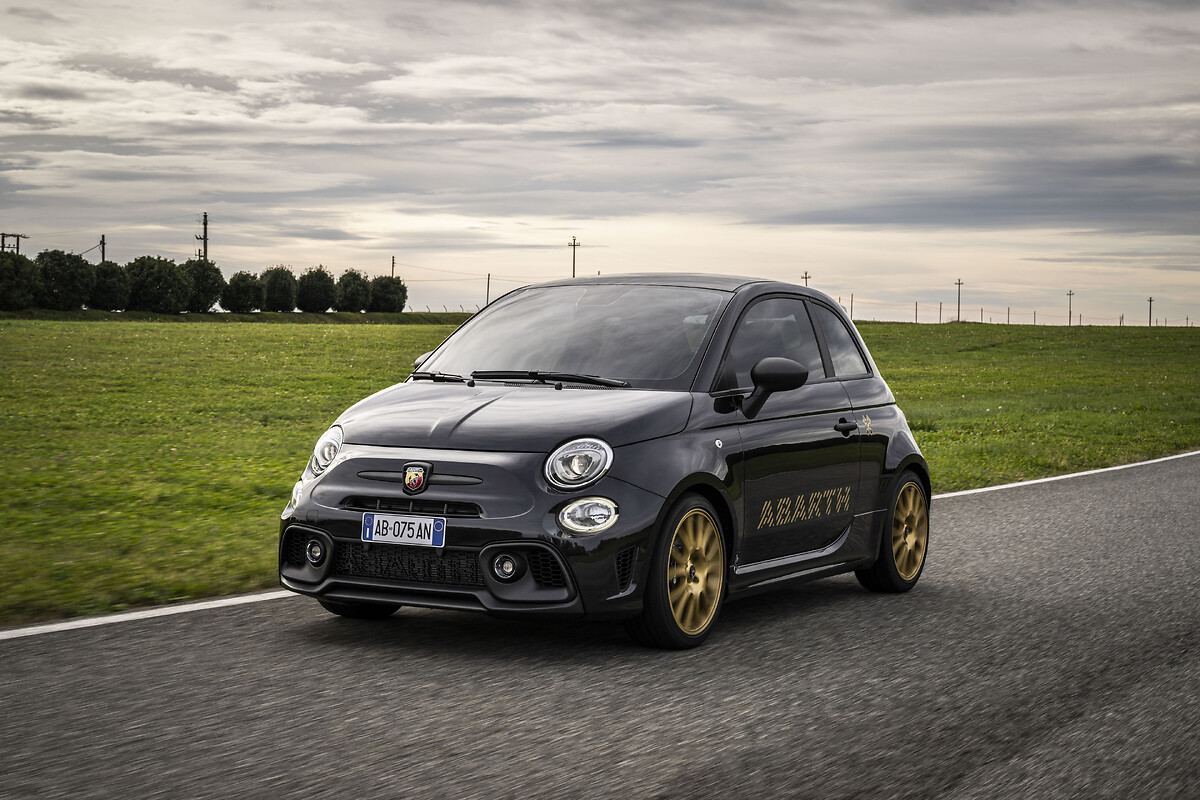 Abarth 595 Wins Best Cars Awards 2019 for the Fourth Time in Spain