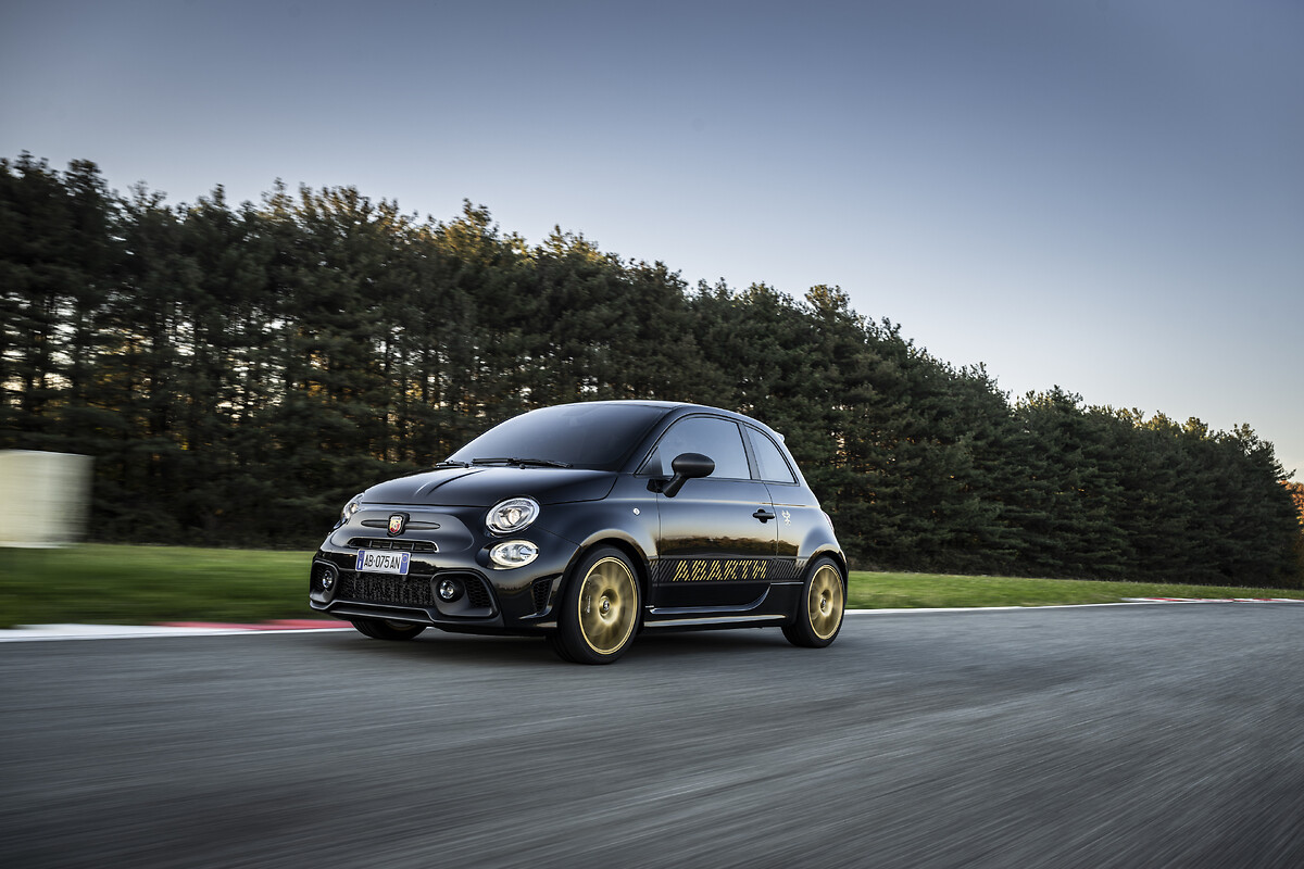 New Abarth 695 75° Anniversario: the limited edition in only