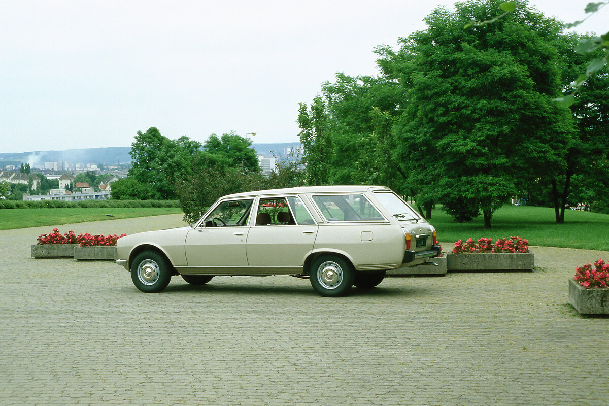 504Familiale_1979.jpg