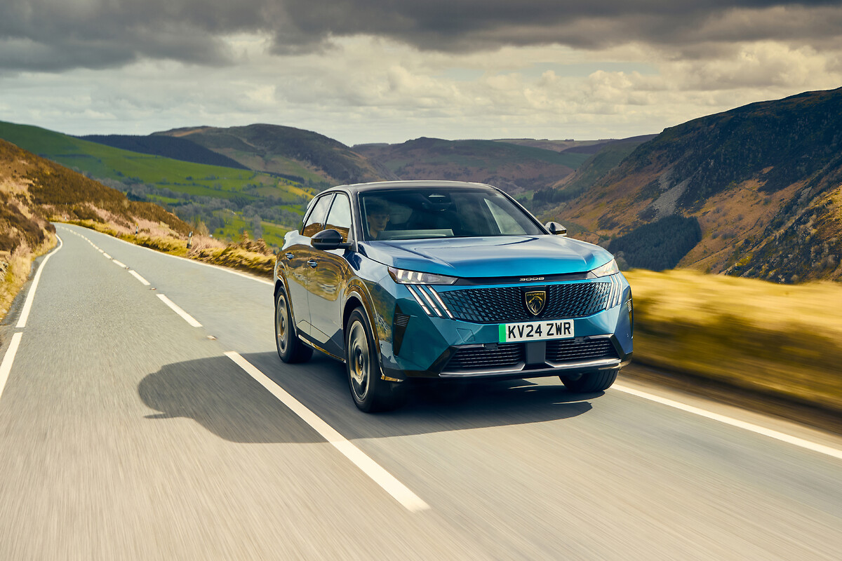 PEUGEOT_E3008_EXT_33 (1)
