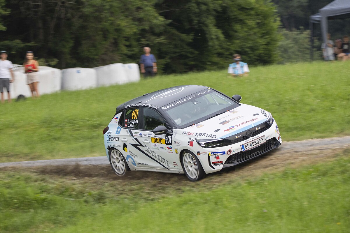 ADAC Rallye Stemweder Berg Marks Start of the Second Half of the ADAC Opel Electric Rally Cup Season