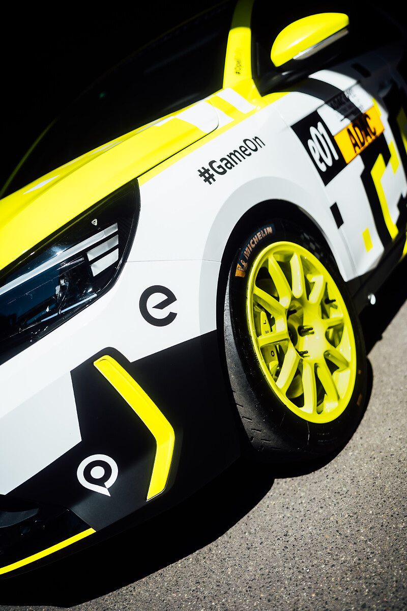 Opel Presents Eye-Catching Corsa Rally Electric in “Gamescom” Look
