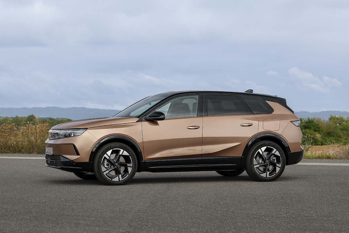 New Opel Grandland