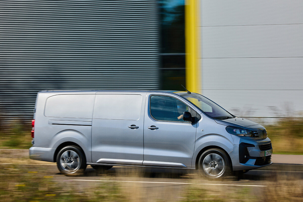 PEUGEOT_E-EXPERT_UK_2024_EXT (6)