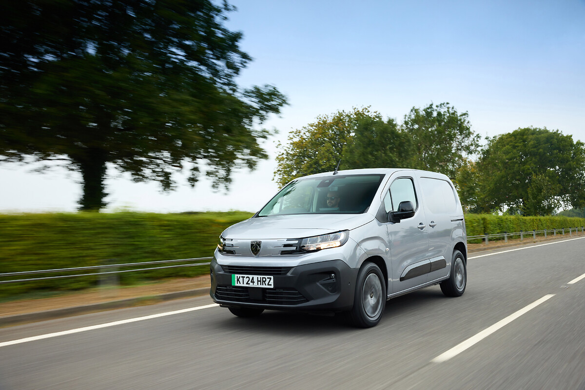 PEUGEOT_E-PARTNER_UK_2024_EXT (5)