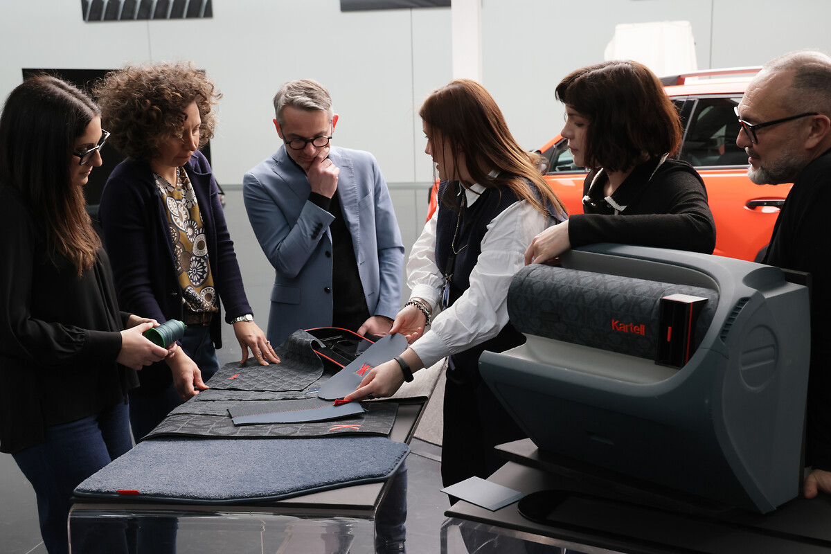 FiatGrandePandaKartell-LaboratoryMilanDesignWeek (28)