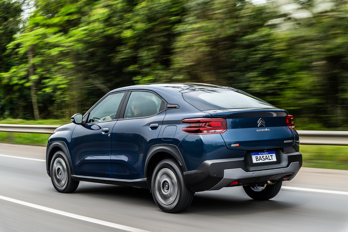 Citroen Basalt (17)